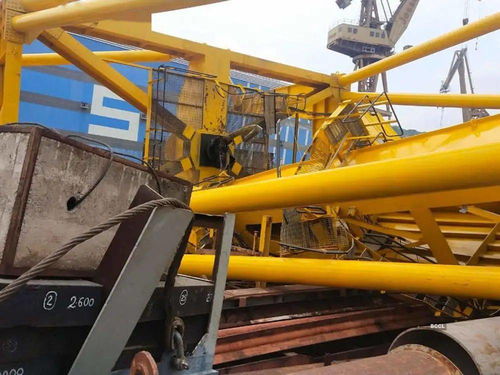 印度造船廠起重機倒塌事故 11名工人遇難引發(fā)安全反思