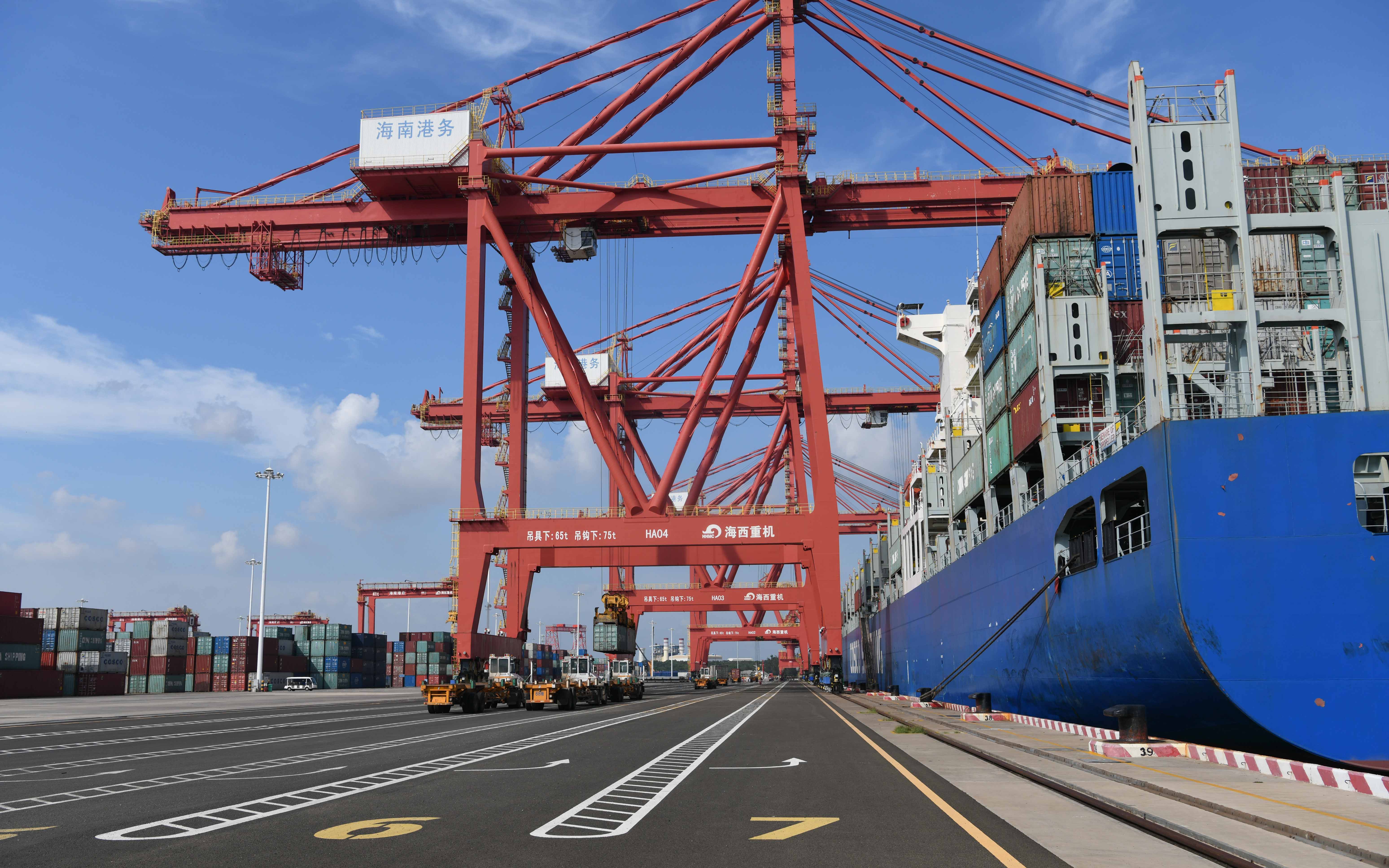 重機(jī)吊具 現(xiàn)代工業(yè)的鋼鐵臂膀